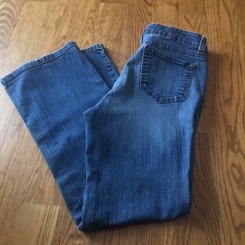 DKNY woman’s bootcut jeans size 6